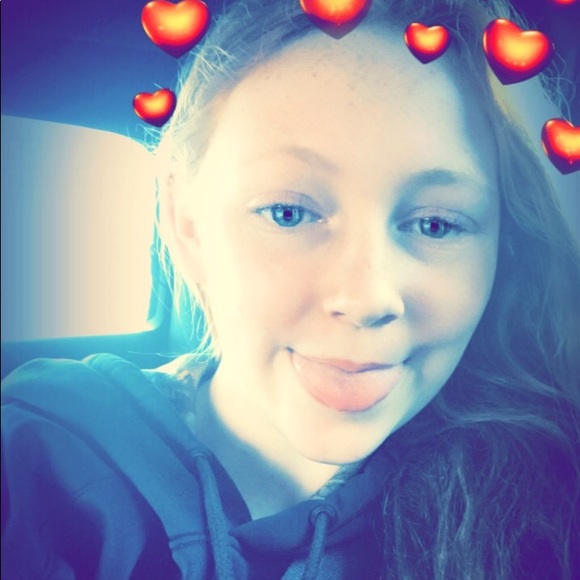 Meet your Posher, Dainera - Picture 1 of 1